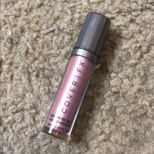 CoverFx liquid eyeshadow in “Amethyst”